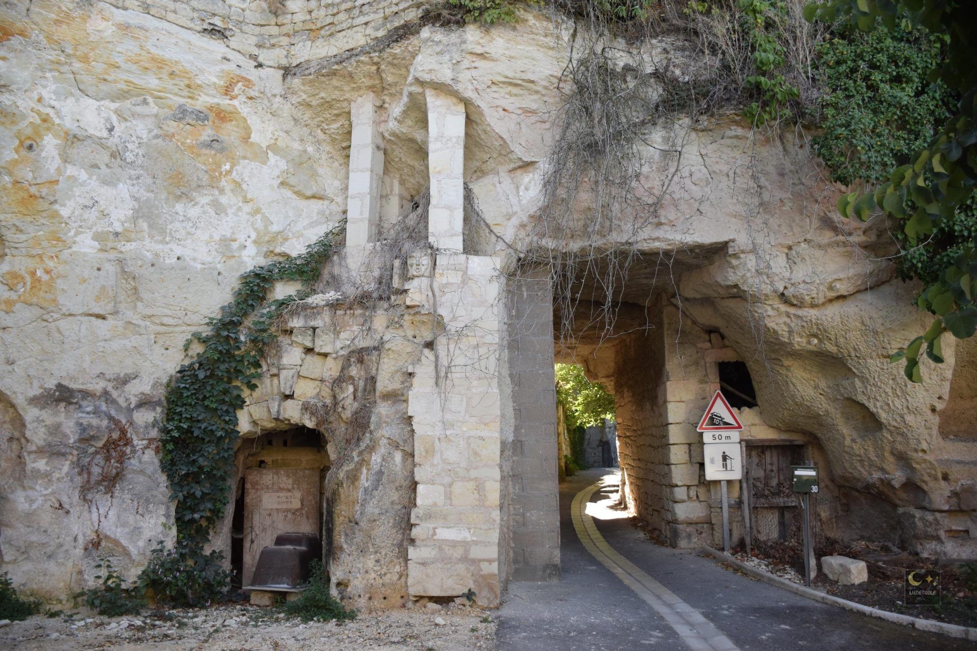 Parcours Troglodytes Souzay Champigny 49 Myst res L gendes Et 