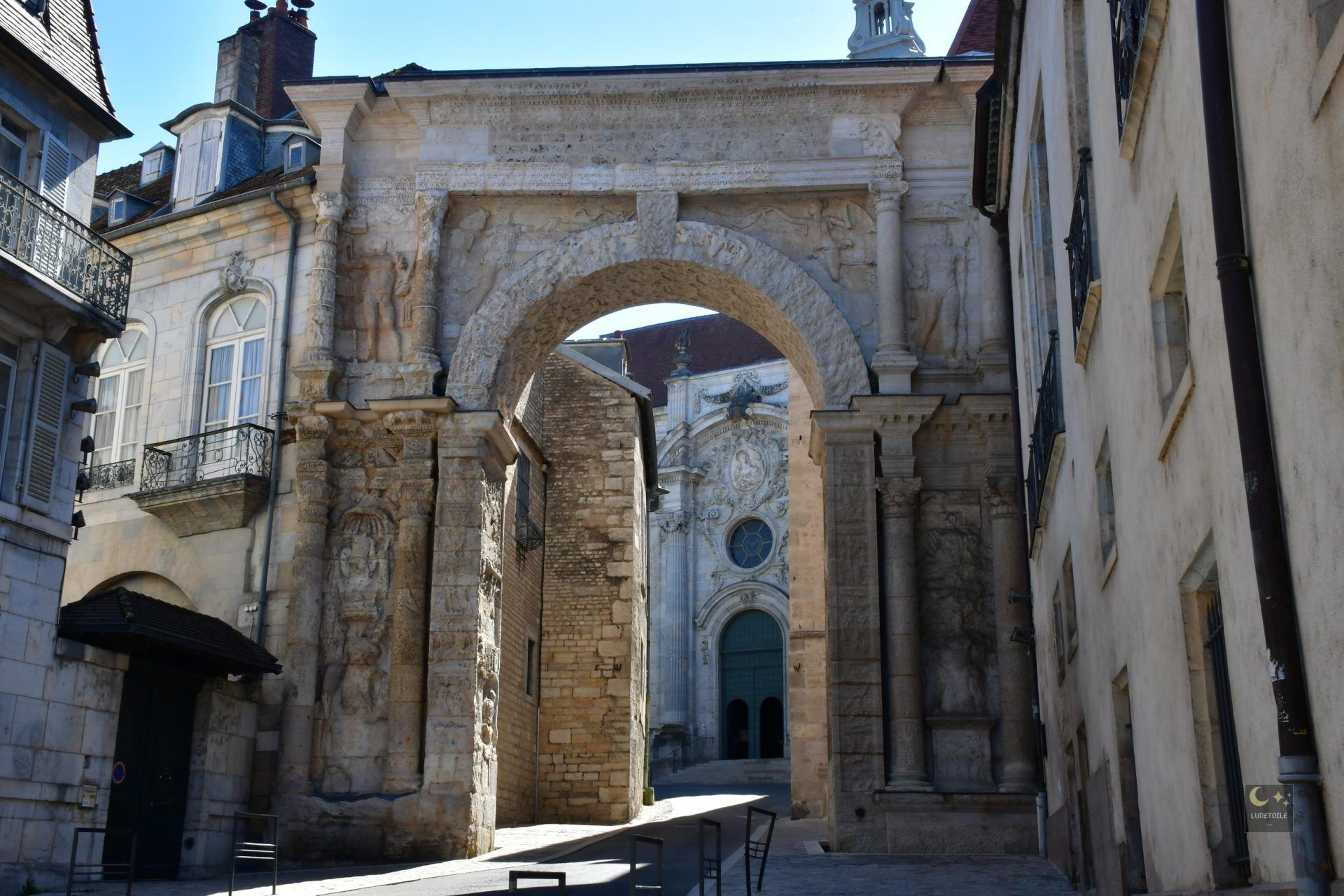 La Porte Noire de Besançon (25)